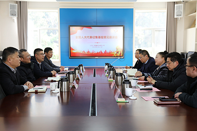 全國人大代表主動征集意見，發揮代表作用